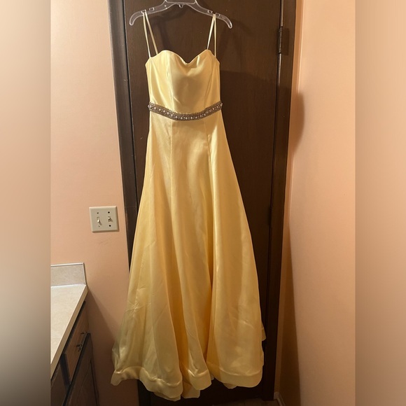 Mac Duggal Flash Yellow Strapless Embellished Gown - Picture 4 of 14